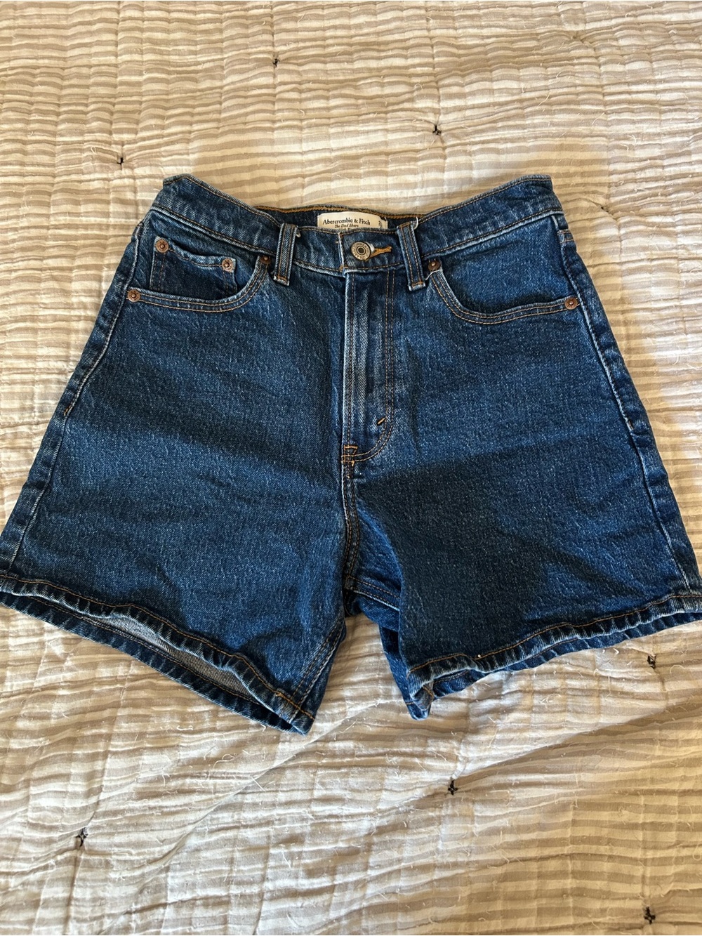 Abercrombie high rise dad shorts